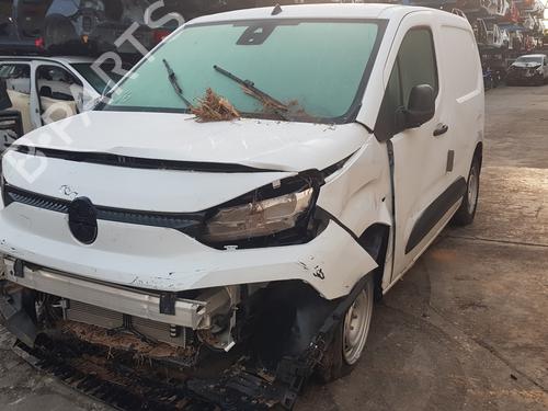 Left front steering knuckle CITROËN BERLINGO (ER_, EC_) 1.5 BlueHDi 100 | BP32323670M25