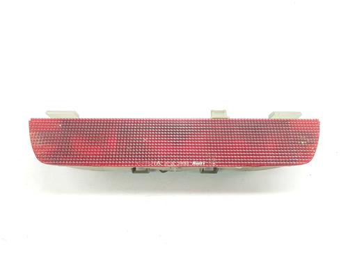 Used Rear center light TOYOTA LAND CRUISER 90 (_J9_) 3.0 TD (KZJ90_, KZJ95_, KZJ90R, KZJ95R, KZJ90W, KZJ95W) (125 hp) 15372736