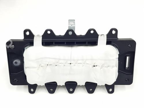 Used Passenger airbag MERCEDES-BENZ GLA (H247) GLA 200 (247.787) (163 hp) 28030603