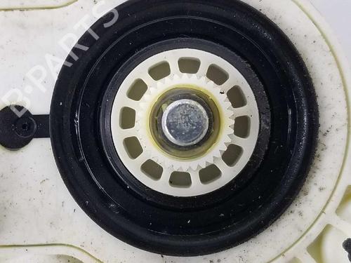Right rear window motor VW GOLF V (1K1)  | BP6904718E22 