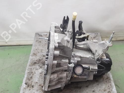Gearbox RENAULT CAPTUR I (J5_, H5_) 0.9 TCe 90 | BP26140945M3 