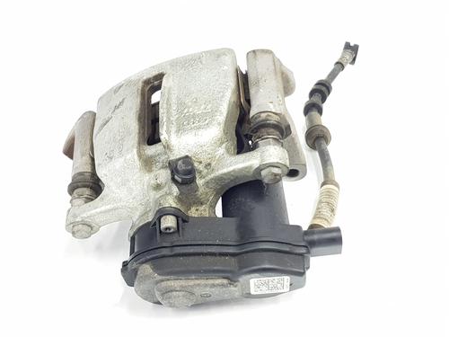 BP30472592M106 main image