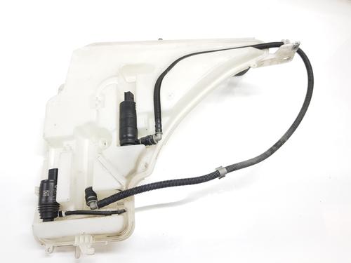Used Windscreen washer tank BMW 3 (F30, F80) 318 d (143 hp) 18868659
