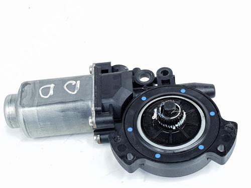 Used Right front window motor HYUNDAI SANTA FÉ II (CM) 2.2 CRDi GLS (150 hp) 23146839