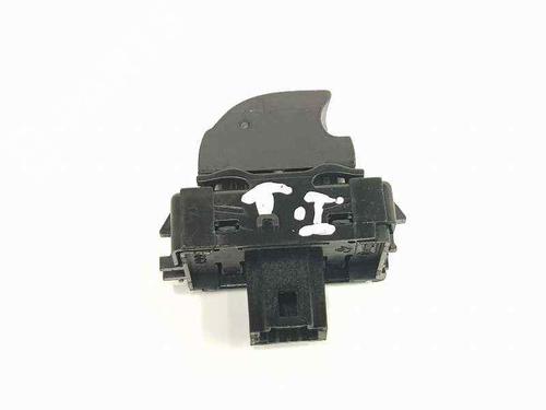 Used Left rear window switch Left rear window switch RENAULT MEGANE IV Hatchback (B9A/M/N_) 1.5 dCi 110 (B9A3) (110 hp) 6570682 6570682