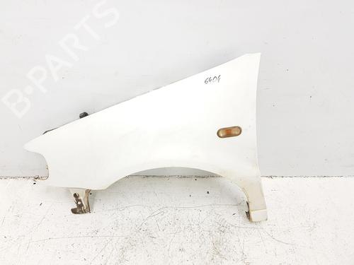 Used Left front fenders VW POLO III (6N1) 60 1.4 (60 hp) 15498742