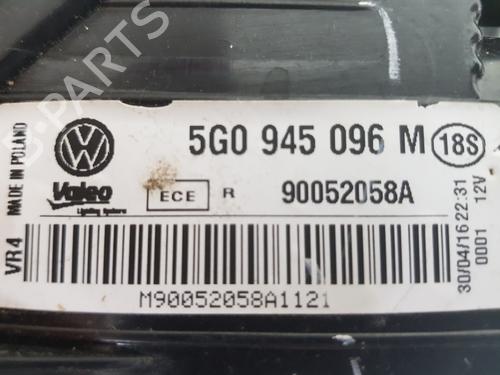 Right taillight VW GOLF VII (5G1, BQ1, BE1, BE2) 1.2 TSI | BP5795831C35 