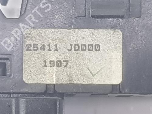 Right rear window switch NISSAN QASHQAI / QASHQAI +2 I (J10, NJ10, JJ10E) 1.5 dCi | BP9847106I28 