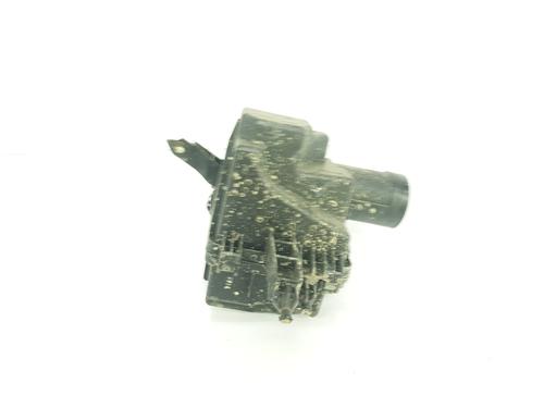 Used Air filter box NISSAN X-TRAIL III (T32_, T32R, T32RR) 2.0 dCi ALL MODE 4x4-i (NT32) (177 hp) 14093064