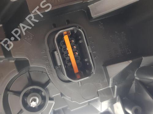 Right headlight RENAULT TRAFIC III Van (FG_) 1.6 dCi 120 (FGMK) | BP16238228C29 