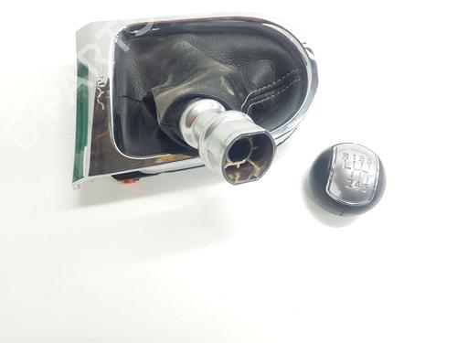 Used Shift knob FORD USA MUSTANG Coupe 2.3 EcoBoost (317 hp) 32632489