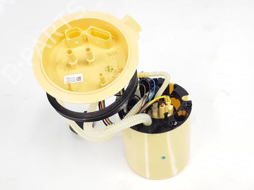 Used Fuel pump AUDI A6 C7 (4G2, 4GC) 2.0 TDI (190 hp) 30472542