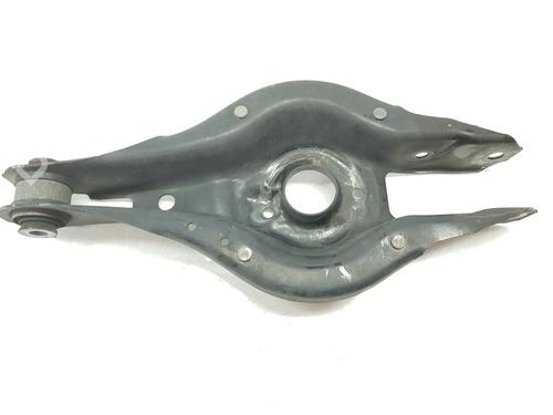 Used Right rear suspension arm Right rear suspension arm 34043340 34043340