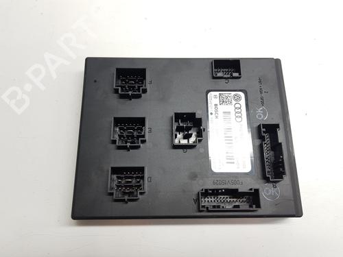 Used Electronic module AUDI A4 B8 Avant (8K5) 2.0 TDI (143 hp) 30471951
