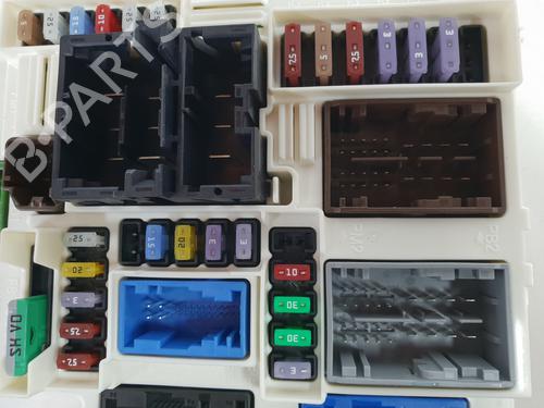 Fuse box OPEL ASTRA L Sports Tourer (OV5) 1.2 (FRHNSL, FRHNSR) | BP22704007E1 