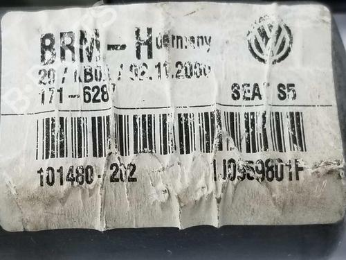 Left front window motor SEAT LEON (1M1) 1.6 16 V | BP3388043E21 