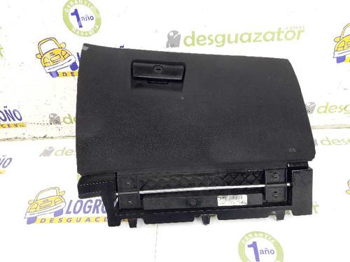 Used Glove box BMW X3 (E83) 2.0 d (150 hp) 1669605