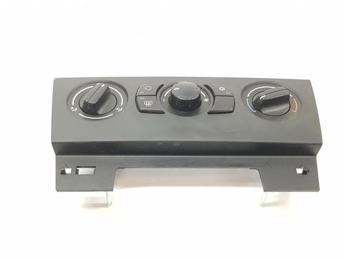 Used Climate control BMW X1 (E84) sDrive 18 d (143 hp) 17173169