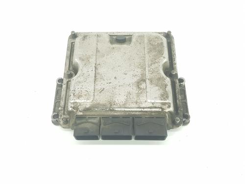 Used Engine control unit (ECU) RENAULT LAGUNA I (B56_, 556_) 1.9 dCi (B56W) (107 hp) 8421248