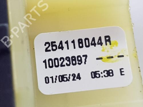 Left front window switch DACIA SANDERO III  | BP33046710I27  - Image 5