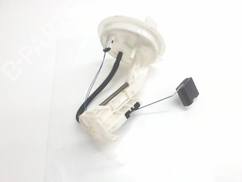 Fuel pump MERCEDES-BENZ C-CLASS (W204) C 200 CDI (204.001) | BP27183558M76