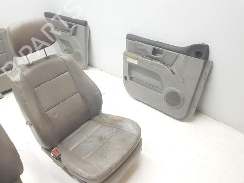 Seats set KIA SORENTO I (JC) 2.5 CRDi 4WD | BP12603774C78 