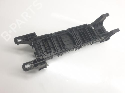 Fuse box MERCEDES-BENZ VITO Van (W447) 110 CDI (447.601, 447.603, 447.605) | BP28133884E1 