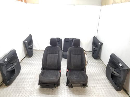 Used Seats set Seats set FORD ECOSPORT 1.0 EcoBoost (125 hp) 6814013 6814013