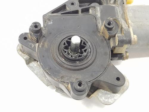 Right front window motor NISSAN TERRANO II (R20) 2.7 TDi 4WD | BP18240526E20 