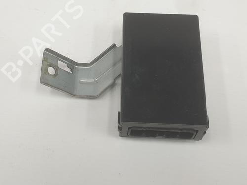 Used Electronic module Electronic module TOYOTA LAND CRUISER 90 (_J9_) 3.0 D-4D 4WD (KDJ90_, KDJ95_, KDJ90W, KDJ95W) (163 hp) 34639786 34639786