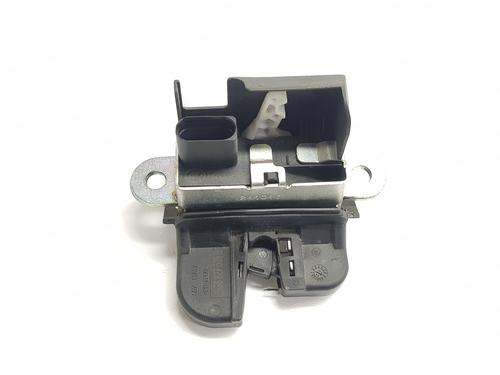 Tailgate lock VW GOLF VII (5G1, BQ1, BE1, BE2) 2.0 GTD | BP29915152C101