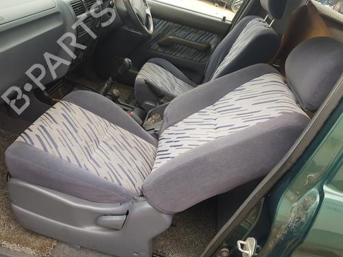 Right front indicator TOYOTA LAND CRUISER 90 (_J9_) 3.0 TD (KZJ90_, KZJ95_, KZJ90R, KZJ95R, KZJ90W, KZJ95W) | BP32293086C33