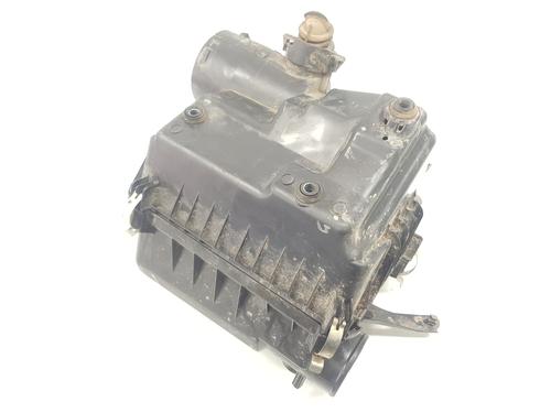 Used Air filter box TOYOTA LAND CRUISER PRADO (_J15_) 3.0 D-4D (KDJ155_, KDJ150_, KDJ150R, KDJ155R) (190 hp) 17702238