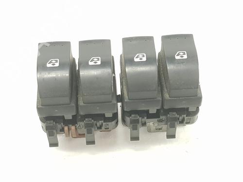 Used Left front window switch RENAULT MEGANE II (BM0/1_, CM0/1_) 1.5 dCi (BM02, BM13, BM2A, CM02, CM13) (101 hp) 16043839