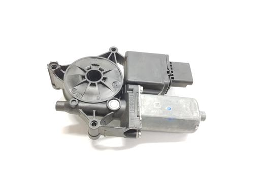 Left front window motor PEUGEOT 3008 II SUV (MC_, MR_, MJ_, M4_) 1.5 BlueHDi 130 | BP26973889E21 