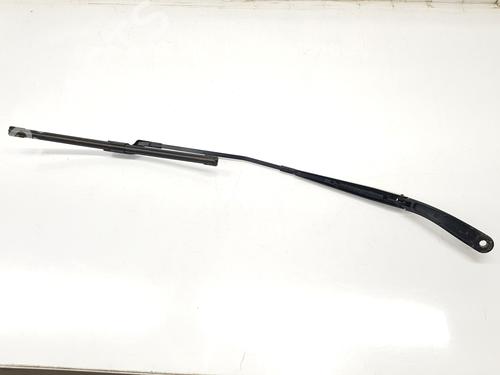Front windshield wiper arm FORD TRANSIT COURIER V769 Box Body/MPV (N3P) 1.0 EcoBoost | BP31051324C143