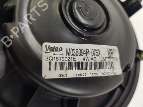 Heater blower motor SEAT LEON Sportstourer (KL8, KLD) 2.0 TDI | BP14110671M62 