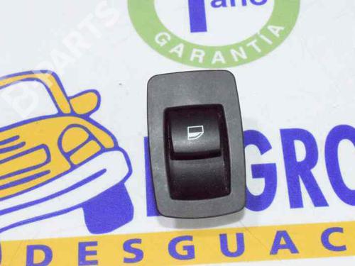 Used Right rear window switch BMW 1 (E87) 118 d (143 hp) 1366379