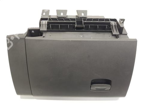 Porta-luvas RENAULT KADJAR (HA_, HL_) 1.6 dCi 130 4x4 (HLA4) (130 hp) 31150905