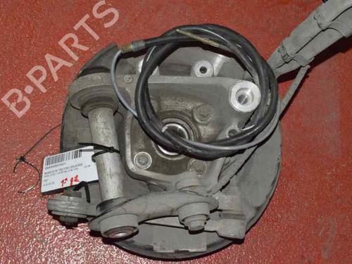 Fusee links achter Fusee links achter BMW 5 (E39) 525 d (163 hp) 33930605 33930605