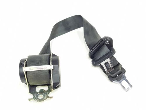 rear-center-seatbelt-renault-zoe-bfm_-2012-34277673 main image