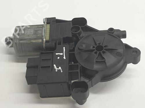 Vindusheismotor venstre bak SEAT IBIZA V (KJ1, KJG) 1.0 TGI (90 hp) 21003173