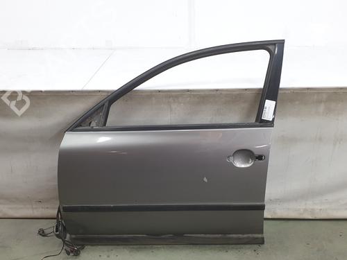 Used Left front door VW PASSAT B5.5 (3B3) 1.9 TDI (130 hp) 9817548