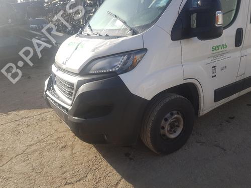 Kabinelys PEUGEOT BOXER Bus 2.2 BlueHDi 140 | BP32679565I8 