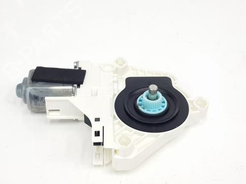 BP30468933E22 main image