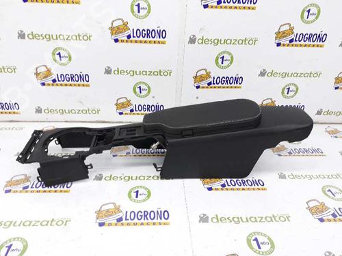 Used Armrest / Center console TOYOTA GT 86 Coupe (ZN6_) 2.0 (ZN6AC_, ZN6BC_, ZN6K) (200 hp) 7895788
