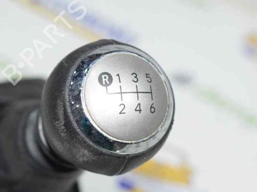 Gear lever TOYOTA RAV 4 IV (_A4_) 2.2 D 4WD (ALA49) | BP8423340M90 