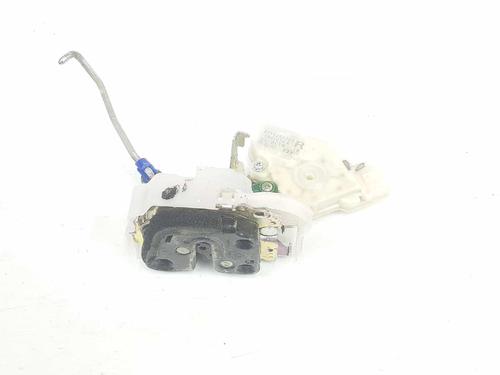 Used Tailgate lock SUZUKI GRAND VITARA II (JT, TE, TD) 1.9 DDiS All-wheel Drive (JT419, TD44, JB419WD, JB419XD,... (129 hp) 7038187