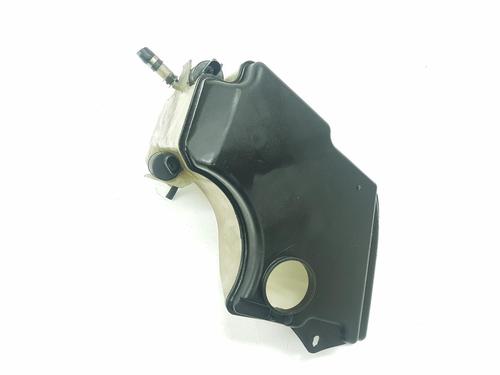 Used Windscreen washer tank BMW 3 (E46) 320 d (150 hp) 13747210