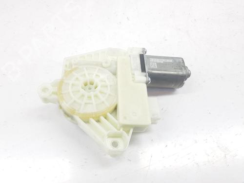 Left front window motor MERCEDES-BENZ C-CLASS (W205) C 250 BlueTEC / d (205.008, 205.006) | BP13383653E21 